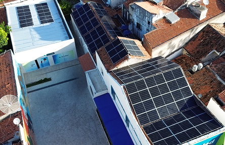 Energia solar e eficiência em unidades